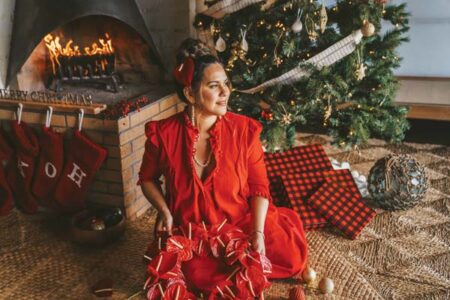 Kimié Miner’s Christmas  tour features famous friends